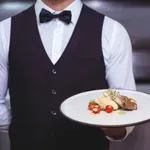 Slovenski gostinec brez dlake na jeziku: "Dobro razmislite, v kaj se spuščate," je dejal in razložil tisto, kar gostje ne slutijo