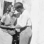 Bila sta najlepši par v Jugoslaviji, a ju je ločila vojna: po 35 letih ji je mož rekel, da jo išče moški brez roke ...
