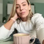 Pravijo, da jo čaka božja kazen, ker je sinu dala tako ime: "Ne zaslužiš si naziva mama!"