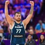 Slovenija gre v četrtfinale EP! Italijani so morali priznati premoč razigranim Slovencem