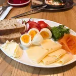 2 živili, ki ju nikoli ne bi smeli uživati skupaj: strokovnjaki pravijo, da je ta kombinacija smrt za prebavo