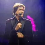 Panika v Beogradu: z bombo napadli hišo legendarnega pevca, znane so prve podrobnosti