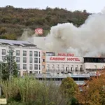 Kaos ob slovenski meji: hotel s petimi zvezdicami v plamenih (FOTO)