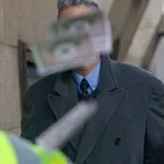 Nekdanji evropski poslanec mora v zapor, ker je po naročilu kritiziral Volodimirja Zelenskega