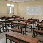 Oboroženi moški vdrli v dekliško katoliško šolo in ugrabili več kot 300 učenk