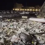 Hrvaški turistični biser se utaplja v smeteh: nekoč čudovite plaže danes polne odpadkov