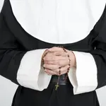 Redovnico ujeli na laži: policisti proti njej vložili kazensko ovadbo