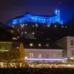 Ljubljančani prepričani, da 'trubači' kazijo okrašeno prestolnico, mestna občina pa ...