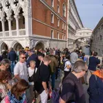 Benetke, nato Slovenija: ko se je turistom končno uspelo odpraviti k nam, je sledilo presenečenje — vau, kaj takega!