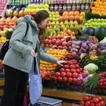 Znanstveno dokazano najboljše sadje za spomin in srce: poceni in na voljo povsod (je pravi zaklad)