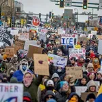 Kaos v ZDA: več tisoč ljudi po uboju 37-letnice protestira proti Ice
