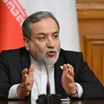 Aragči po grožnjah ZDA: "Iran si ne želi vojne, vendar je nanjo popolnoma pripravljen"