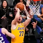 Jezerniki Luke Dončića spet okusili slast zmage: prvi strelec tokrat ni bil Slovenec