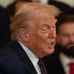 Donald Trump po sporu s papežem odvzel sredstva katoliški organizaciji, ki skrbi za otroke