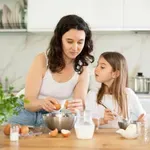 Preprosta jutranja navada, ki topi kilograme in bistri um - to pa sploh še ni vse!