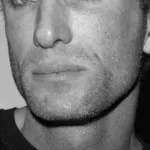 Nehote se je ustrelil: razkrit vzrok smrti slavnega igralca