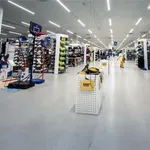 Decathlon s trgovskih polic umaknil ta izdelek: če ste ga kupili, ga vrnite na mesto nakupa