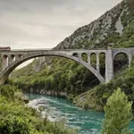 Turistka obiskala dolino Soče in šokirala z nenavadnim vprašanjem, ki je razdvojilo Slovence