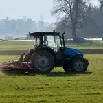 Slovenski kmetje udrihajo po dveh priljubljenih trgovcih: Mercator se je odzval in povedal to ...