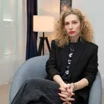 Zakulisje modne industrije v Sloveniji: "Moda ni blišč, ampak podjetniška bitka!"