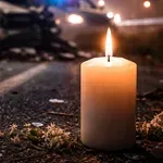 Huda prometna nesreča: voznik zaradi poškodb umrl na kraju dogodka