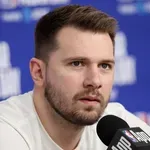 Tukaj na dopustu uživa čedna Laura, ki je zadnje čase v družbi Luke Dončića