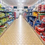 "Dovolj imam. Nekaj se mora spremeniti!" Bralka opozarja na težavo v trgovinah, ki razjezi marsikoga