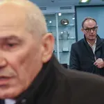 Šokantno razkritje Luke Mesca: sta Logar in Stevanović zaradi tega pri pogajanjih z Janezom Janšo v podrejenem položaju?