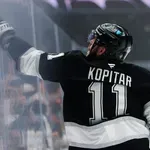 Poslovil se je legendarni Anže Kopitar: Slovenija v hokeju takšnega šampiona še ni imela