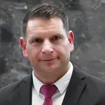 Iz omare stranke Resnica padajo vse večji okostnjaki, Zoran Stevanović pa sporoča: "Ne morete nam nič!"