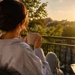 Ste ljubitelj kave in jo pijete tudi po 15. uri? Potem je dobro vedeti, kaj se dogaja z vašim telesom (morda vas to preseneti)
