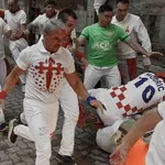 Kriki in zvok lomljenja kosti: na tradicionalnem dogodku hudo poškodovanih 13 udeležencev