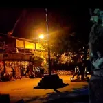 Po objavi viralnega videoposnetka: policija na Metelkovi odvzela prostost trem migrantom