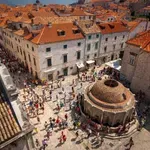 5 evropskih destinacij, ki so postale žrtev lastnega uspeha (turisti jih dobesedno dušijo)