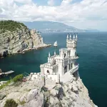 Nekoč oblegana evropska destinacija ostala brez turistov: hoteli se zapirajo kot po tekočem traku, plaže pa samevajo
