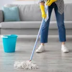 Kako pogosto bi morali pomivati tla? Obstaja preprosto pravilo, ki se ga velja držati