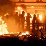 Ulice so se spremenile v prizorišče kaosa: zdaj so oblasti potegnile ostro potezo
