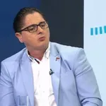 Poslanik SNS-a Uglješa Mrdić koji štrajkuje glađu prevezen u Urgentni centar