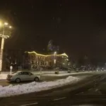 MUP Srbije savetovao vozačima i pešacima da po snegu i ledu budu dodatno oprezni