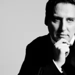 Riziko 2026: Novi uvodnik Veljka Lalića u štampanom izdanju Nedeljnika