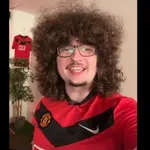 „Nema pobede, nema šišanja“: Navijač Mančester junajteda već 493 dana pušta kosu, remi sa Vest Hemom produžio čekanje