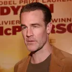 Preminuo glumac Džejms Van Der Bik, zvezda serije „Dosonov svet“