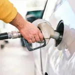 Objavljene nove cene goriva: Benzin i dizel skuplji za po 2 dinara po litru