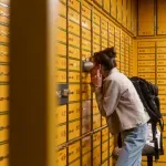 Otvorena Galerija S.E.F. u Palati nauke izložbom „Banka sećanja“: U sefovima vas čekaju priče