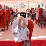 2 robota se zaklela na vernost Budi: Neobična ceremonija u Južnoj Koreji