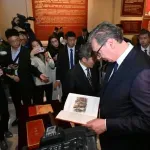 Vučić u Šangaju: Veoma sam zadovoljan razgovorima sa predstavnicima kineske vojne industrije