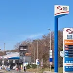 Rudna renta, Petrohemija, brend NIS-a na pumpama: Oko čega su se sve dogovorili MOL i Vlada Srbije