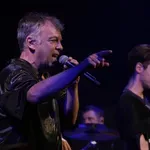 Dr Nele Karajlić promovisao prvi samostalni album „Pijani brod“ i predstavio četiri nova spota