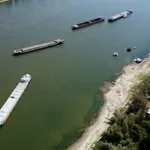 Posledice ekstremnih vrućina: Rekordno nizak vodostaj Dunava, upozorava se na rizik od požara