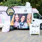 Besplatno stilizovanje i analiza kose: Regionalni Schwarzkopf Hair Lab karavan stigao u Srbiju